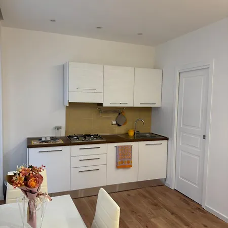 Little House Rione Alto Apartment Naples