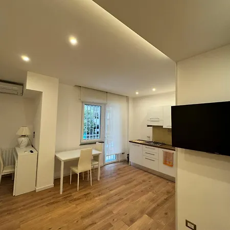 Apartment Little House Rione Alto *