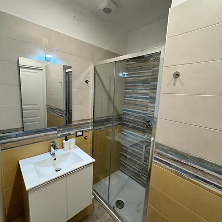 Apartment Little House Rione Alto Naples