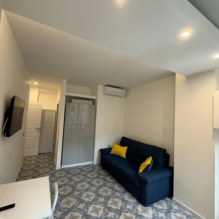 Little House Rione Alto Apartment *