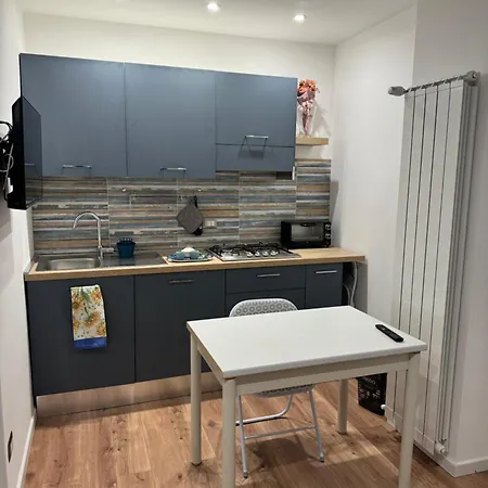 Apartment Little House Rione Alto Naples